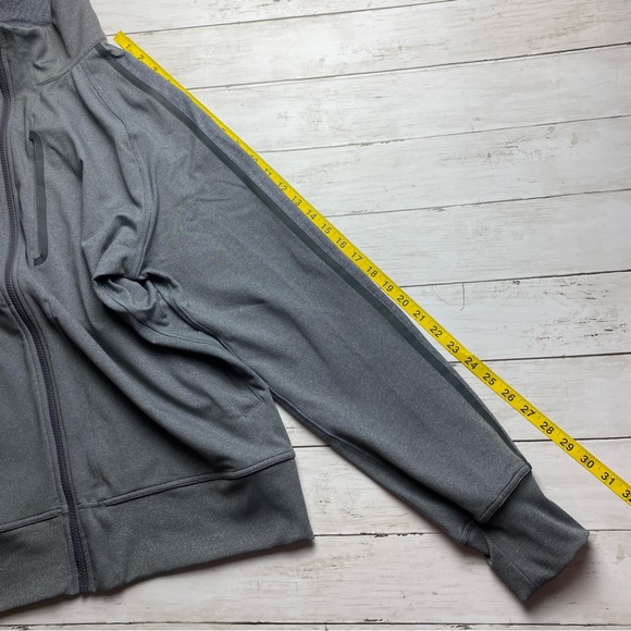 Lululemon Men's Kung Fu Jacket in Grey - L - Picture 4 of 6